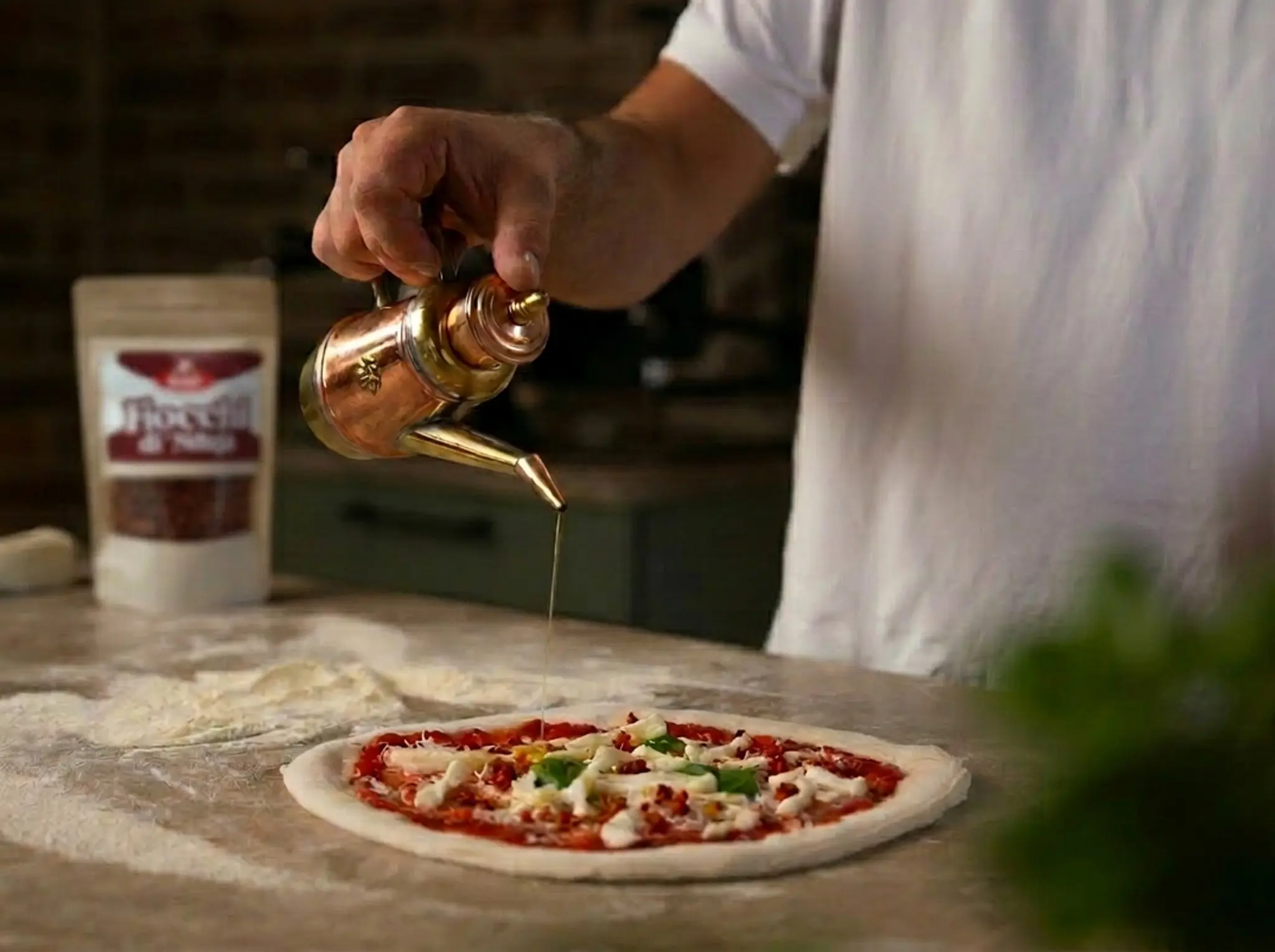pizza mit nduja aus waldis pizza shop