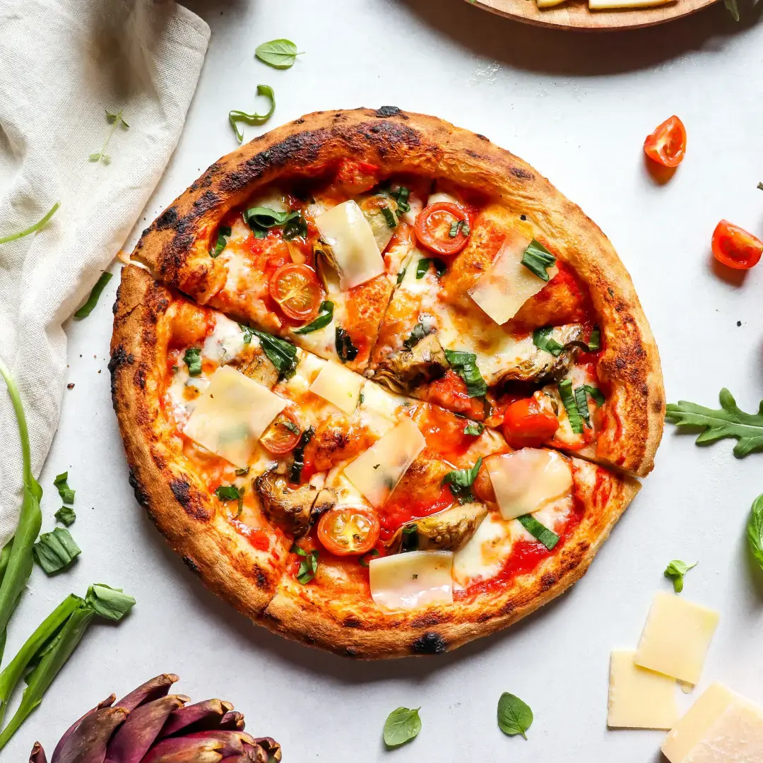 pizza primaverde mit Artischocken und bärlauch