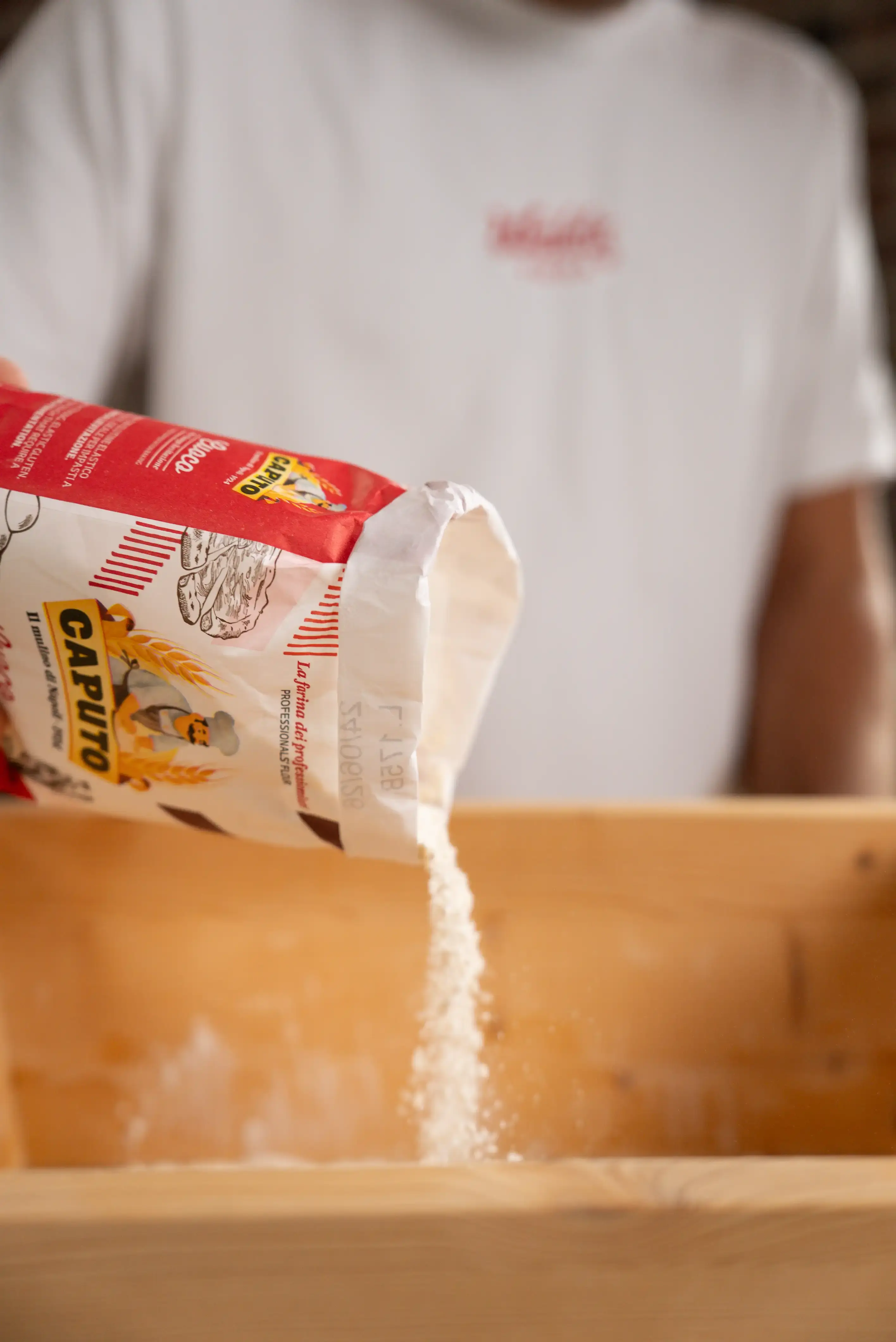 Caputo Mehl und Holz Teigschale