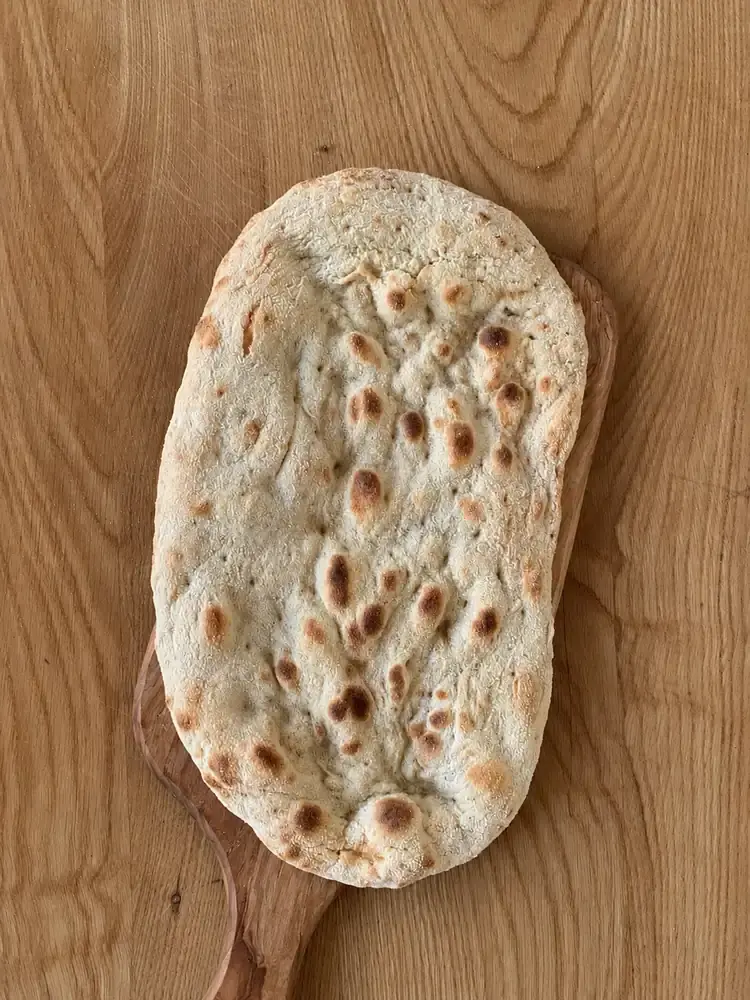 waldis-pinsa-boden-vorgebacken-holzschieber