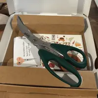 Pizzaschere Waldis Grün | Scherenmanufaktur PAUL inkl. Geschenkkarton
